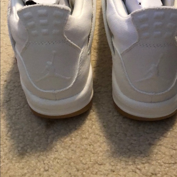 Authentic Levi’s Air Jordan Retro 4 white Levi - Picture 4 of 8